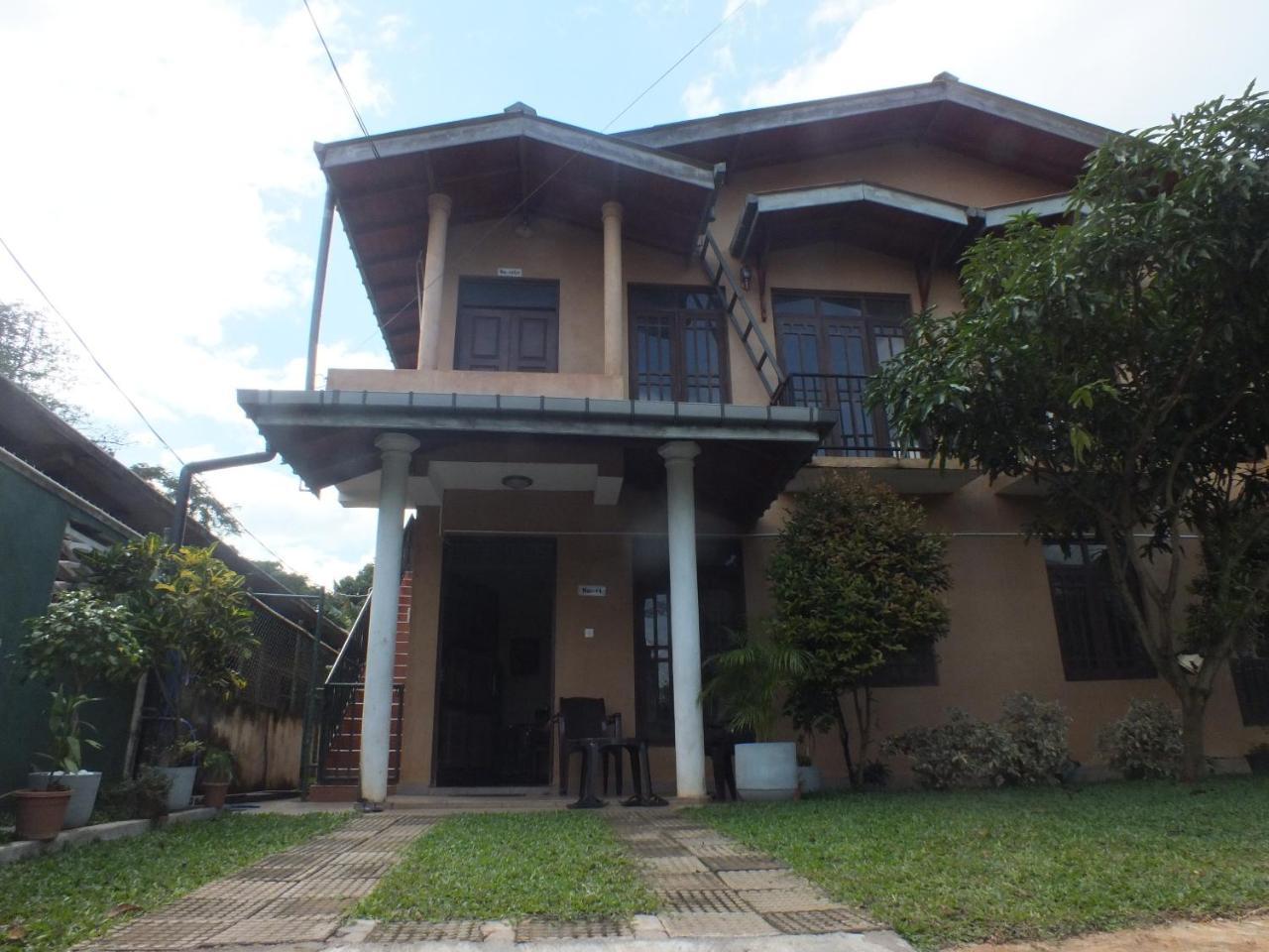 Hillsview Rest & Guest House Matale Exterior foto